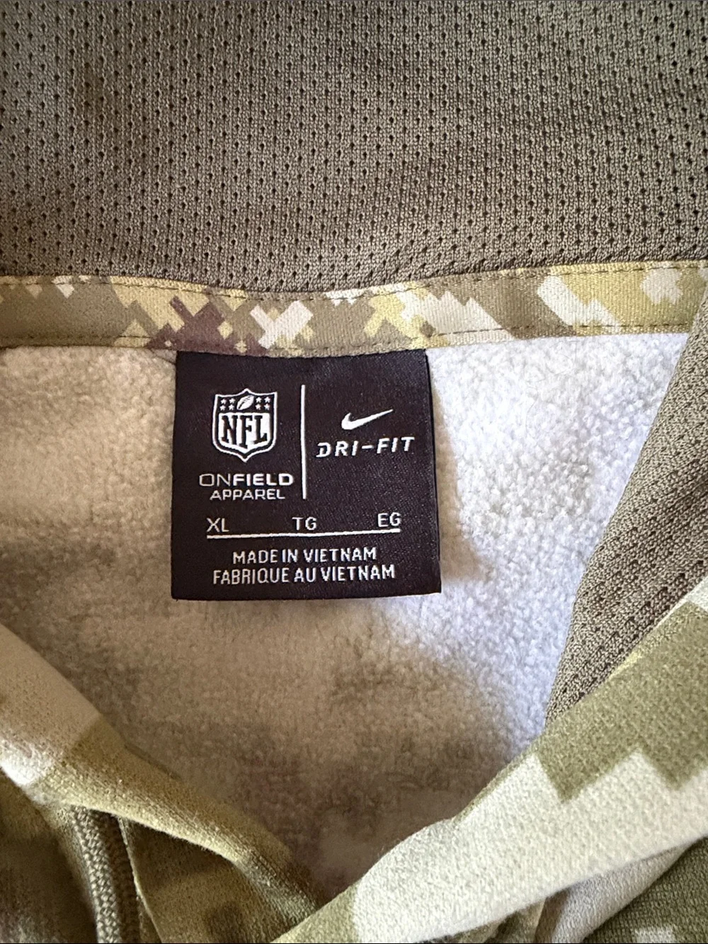 Carolina Panthers Nike Camo Salute To Service Therma Performance Hoodie
